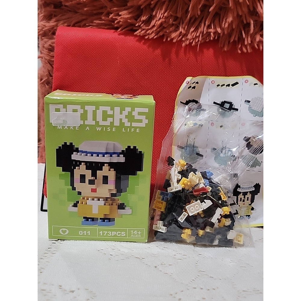 the Mimi Mouse Nano Block Set (Model W2601-11) from the "Bricks: Make a Wise...